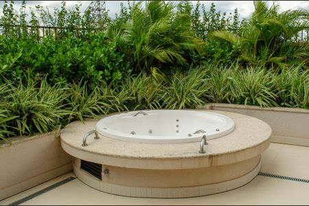 Apartamento para alugar com 68m², 3 quartos e 2 vagasJacuzzi