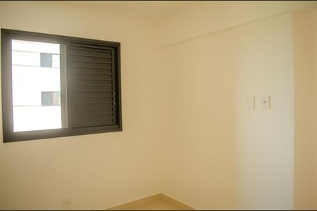 Apartamento para alugar com 68m², 3 quartos e 2 vagasQuarto 2