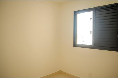 Apartamento para alugar com 68m², 3 quartos e 2 vagasQuarto 2