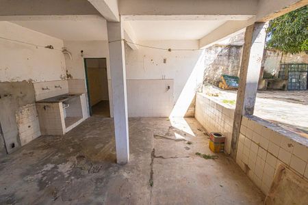Casa para alugar com 212m², 4 quartos e 2 vagasquintal