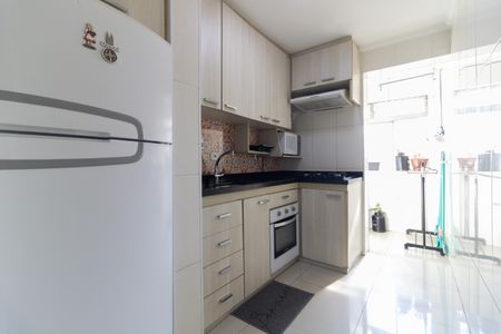 Apartamento à venda com 52m², 2 quartos e 1 vagaCozinha 