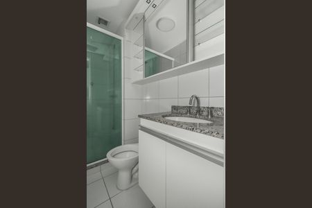 Banheiro da Suíte de apartamento para alugar com 2 quartos, 68m² em Jardim Carvalho, Porto Alegre