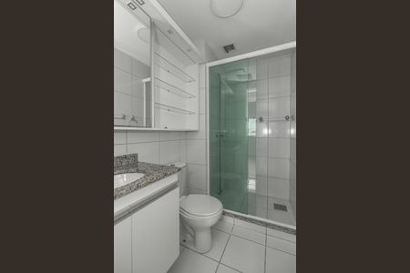 Apartamento para alugar com 68m², 2 quartos e 1 vagaBanheiro 2
