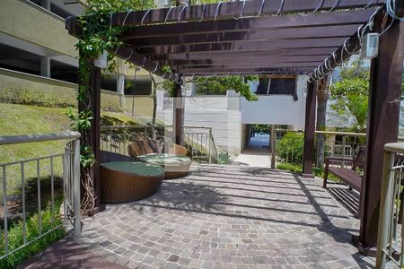 Apartamento para alugar com 68m², 2 quartos e 1 vagaÁrea comum