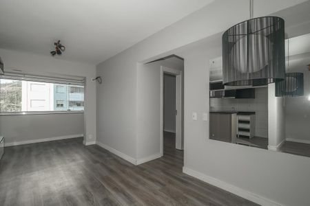 Sala de apartamento para alugar com 2 quartos, 68m² em Jardim Carvalho, Porto Alegre