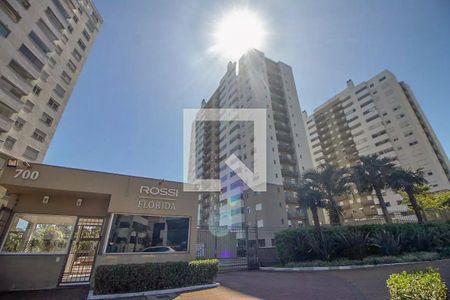 Apartamento para alugar com 68m², 2 quartos e 1 vagaFachada