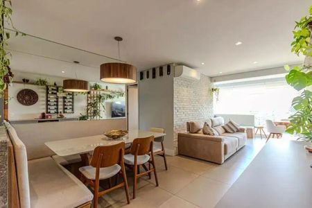 Apartamento para alugar com 66m², 1 quarto e 1 vagaSala