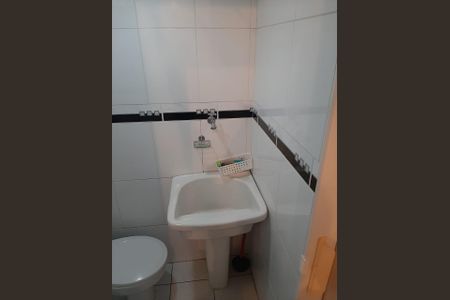 Banheiro 1 de apartamento à venda com 2 quartos, 65m² em Conjunto Habitacional A. E. Carvalho, São Paulo