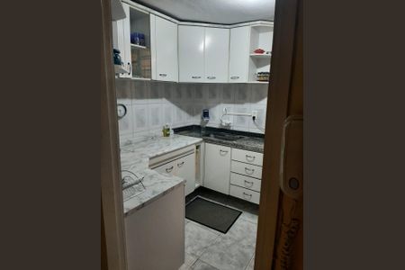 Apartamento à venda com 65m², 2 quartos e 1 vagaCozinha