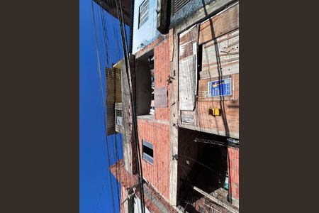 Casa para alugar com 80m², 2 quartos e sem vagaFachada 