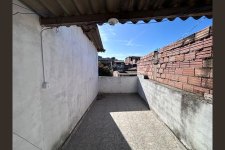 Casa para alugar com 80m², 2 quartos e sem vagaÁrea de Serviço