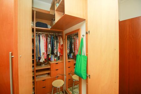 Apartamento para alugar com 119m², 3 quartos e 2 vagasCloset