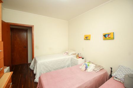 Apartamento para alugar com 119m², 3 quartos e 2 vagasQuarto 2
