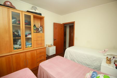 Apartamento para alugar com 119m², 3 quartos e 2 vagasQuarto 2