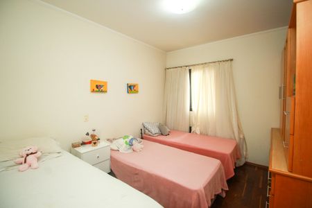 Apartamento para alugar com 119m², 3 quartos e 2 vagasQuarto 2