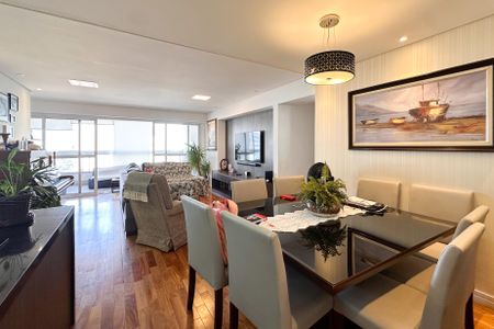 Apartamento à venda com 140m², 3 quartos e 3 vagasSala