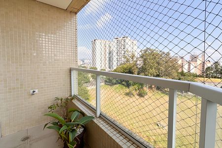 Apartamento à venda com 140m², 3 quartos e 3 vagasVaranda da Suíte 1
