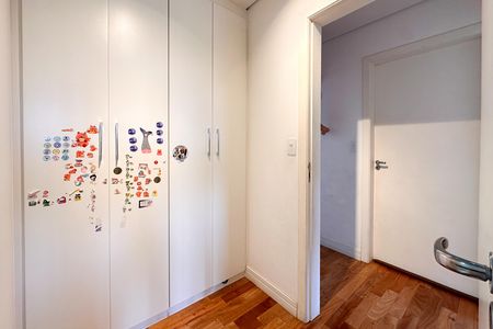 Apartamento à venda com 140m², 3 quartos e 3 vagasCloset da suíte 1