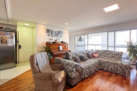 Apartamento à venda com 140m², 3 quartos e 3 vagasSala