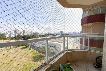 Apartamento à venda com 140m², 3 quartos e 3 vagasVaranda da Suíte 1