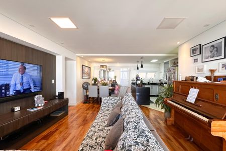 Apartamento à venda com 140m², 3 quartos e 3 vagasSala