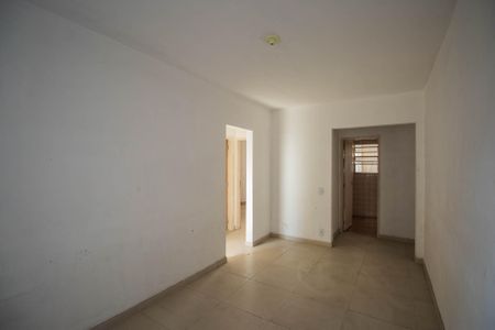 Sala de apartamento para alugar com 3 quartos, 65m² em Brasilândia, São Gonçalo