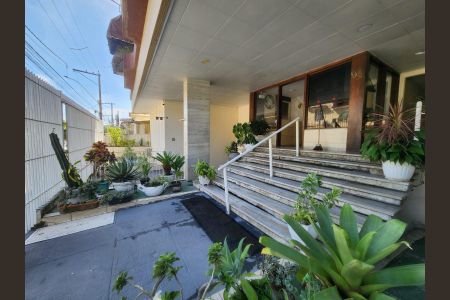 Apartamento para alugar com 65m², 3 quartos e 1 vagaFachada