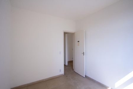 Quarto 1 de apartamento para alugar com 2 quartos, 65m² em Brasilândia, São Gonçalo