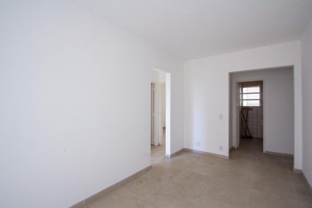 Sala de apartamento para alugar com 2 quartos, 65m² em Brasilândia, São Gonçalo