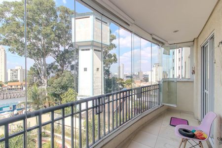 Apartamento à venda com 115m², 3 quartos e 3 vagasVaranda