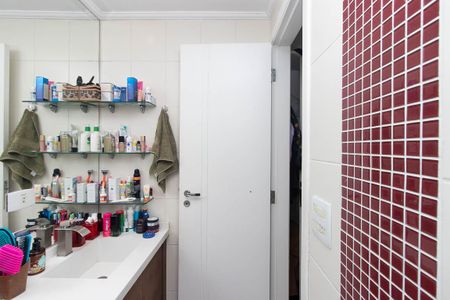 Apartamento à venda com 115m², 3 quartos e 3 vagasBanheiro da Suíte