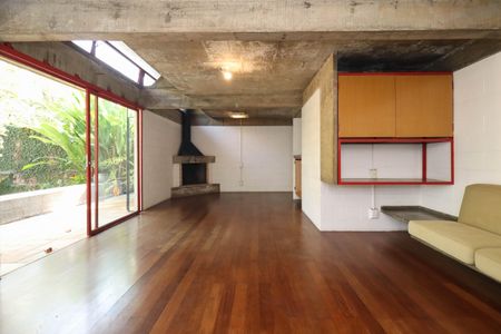 Sala 2 de casa à venda com 3 quartos, 235m² em Jardim das Bandeiras, São Paulo