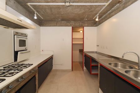Cozinha de casa à venda com 3 quartos, 235m² em Jardim das Bandeiras, São Paulo