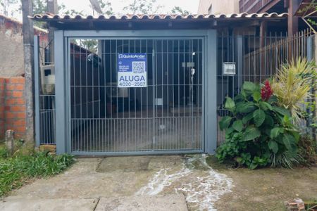 Casa para alugar com 65m², 2 quartos e 2 vagasFachada
