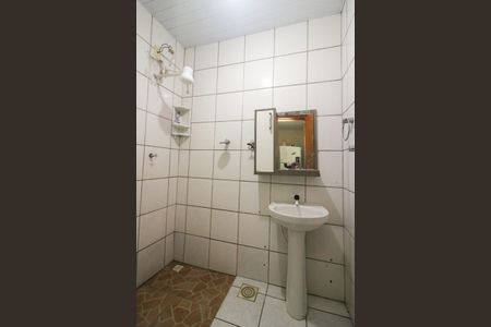 Casa para alugar com 65m², 2 quartos e 2 vagasBanheiro