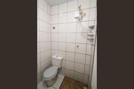 Casa para alugar com 65m², 2 quartos e 2 vagasBanheiro