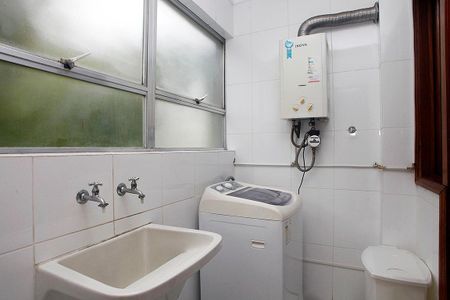 Apartamento à venda com 78m², 2 quartos e 2 vagasCozinha + Área de Serviço + Despensa