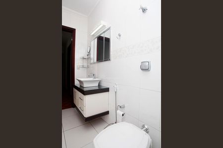 Apartamento à venda com 78m², 2 quartos e 2 vagasBanheiro 1