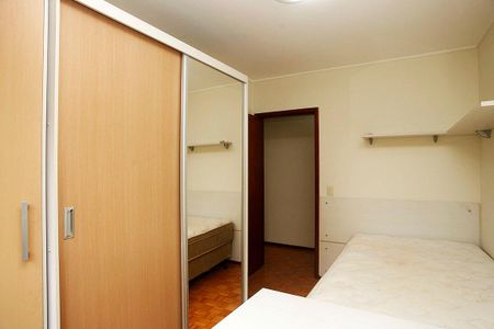 Apartamento à venda com 78m², 2 quartos e 2 vagasQuarto 1