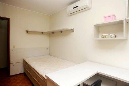 Apartamento à venda com 78m², 2 quartos e 2 vagasQuarto 1