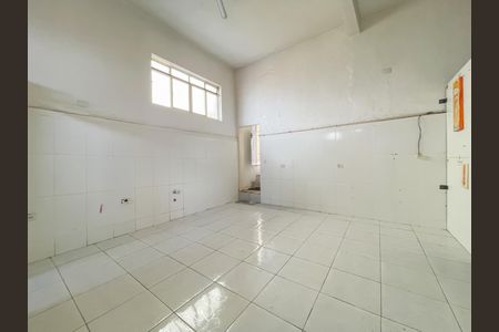 Casa à venda com 408m², 2 quartos e 4 vagasEspaço Multiuso