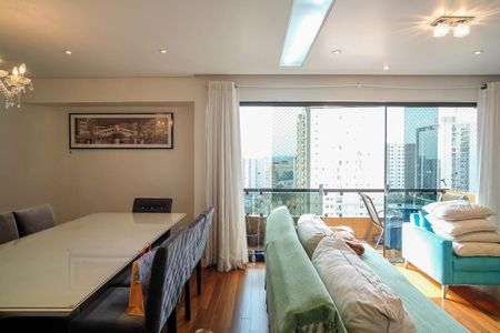 Apartamento à venda com 164m², 4 quartos e 2 vagasSala