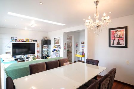Apartamento à venda com 164m², 4 quartos e 2 vagasSala