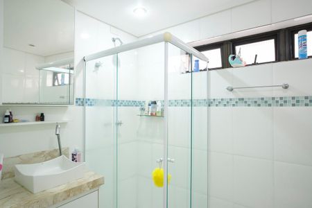 Apartamento à venda com 164m², 4 quartos e 2 vagasBanheiro