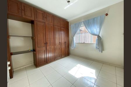 Casa à venda com 4 quartos, 366m² em Bandeirantes, Contagem