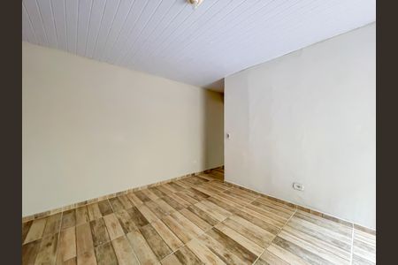 Quarto de casa para alugar com 1 quarto, 40m² em Jardim das Flores, Osasco