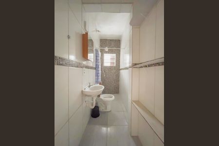 Banheiro de casa para alugar com 1 quarto, 40m² em Jardim das Flores, Osasco