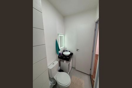 Banheiro de apartamento para alugar com 2 quartos, 42m² em Parque da Amizade (Nova Veneza), Sumaré