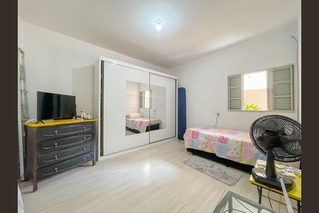 Quarto de casa para alugar com 1 quarto, 52m² em Jardim das Flores, Osasco