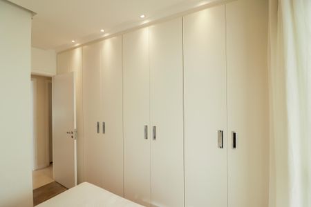 Apartamento à venda com 92m², 2 quartos e 2 vagasSuíte 